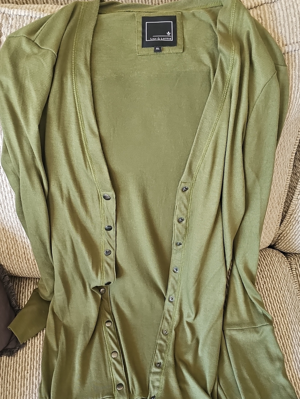 Lily & Lottie Green Women's Cardigan Sweater